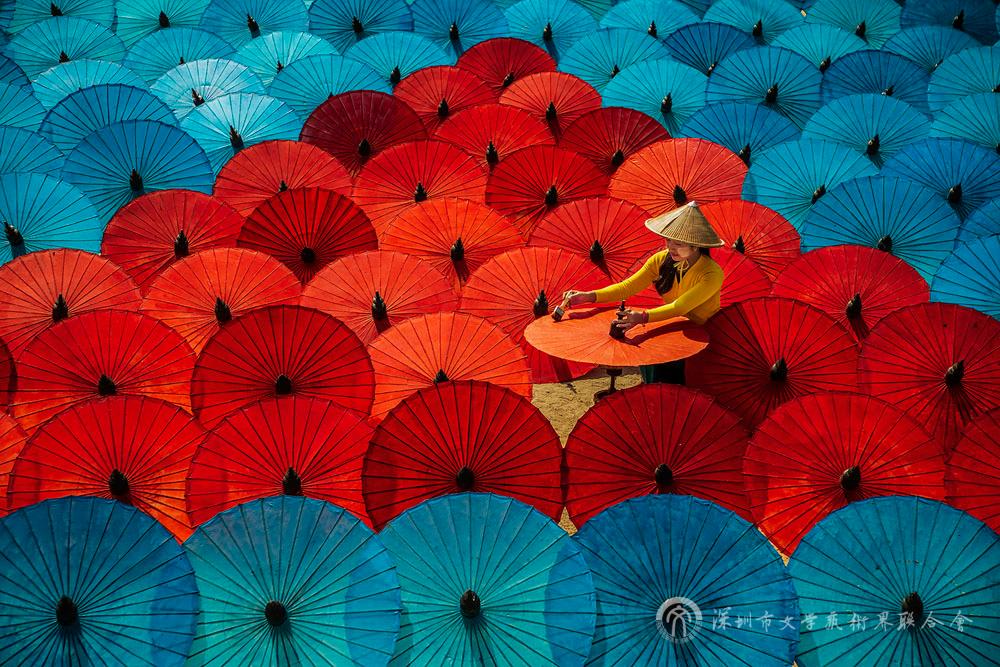 《Colorful works 2 彩色作品 2》-Than Sint 丹·塞因特（新加坡）.jpg
