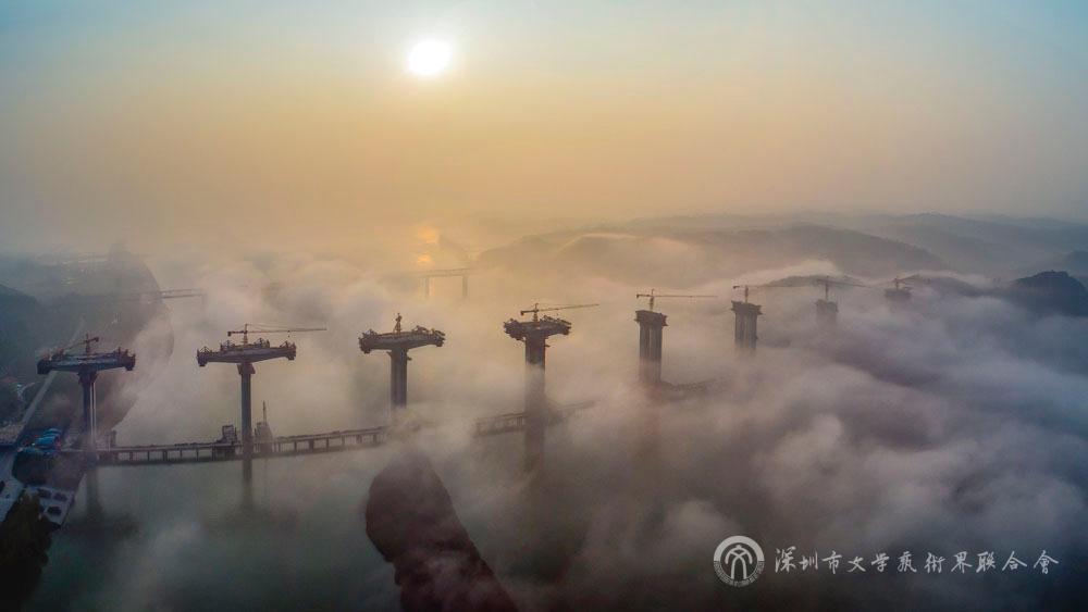 邓国晖 《跨越黄河》 艺术类.jpg