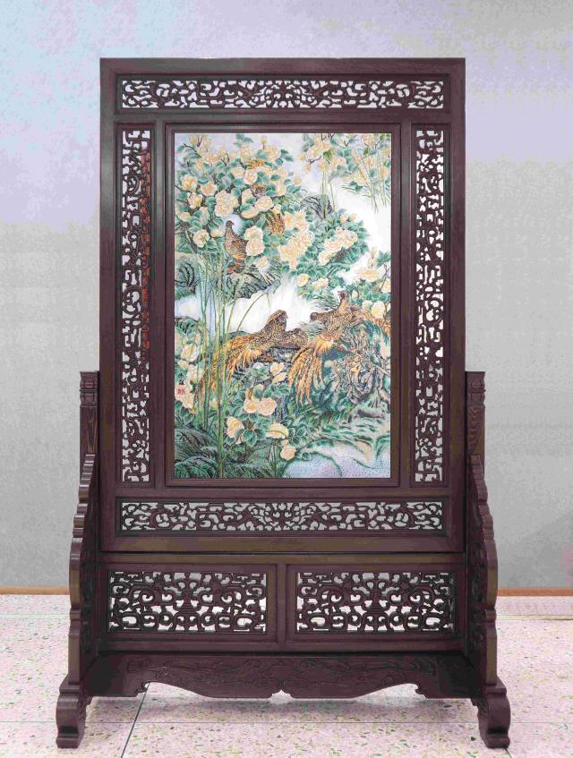 03刺绣 黄伟雄、黄溢琳《繁花簇锦》.jpg