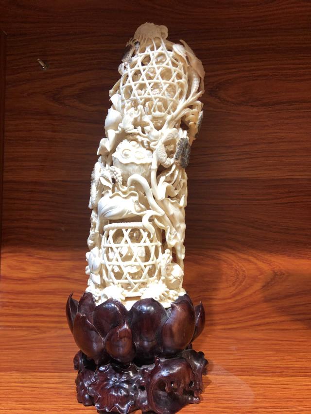 09纯手工雕刻 王彬《高镂空蟹笼》.jpg