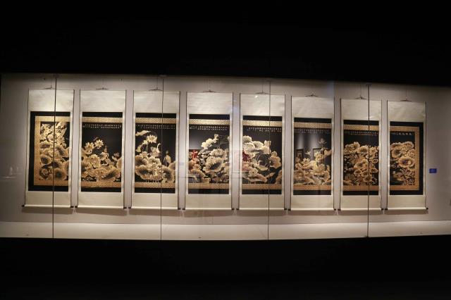 27剪纸 吴自力《盛世和风》.jpg