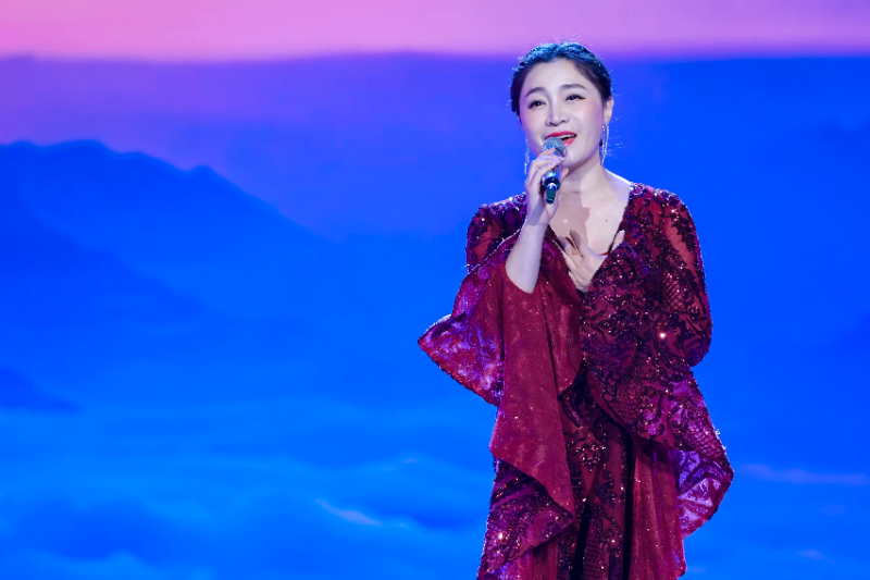 歌曲《共赴山海》.jpg